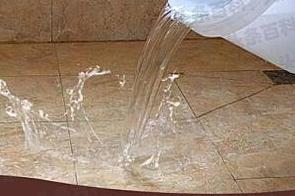 水富漏水维修 免砸砖防水材料该如何施工